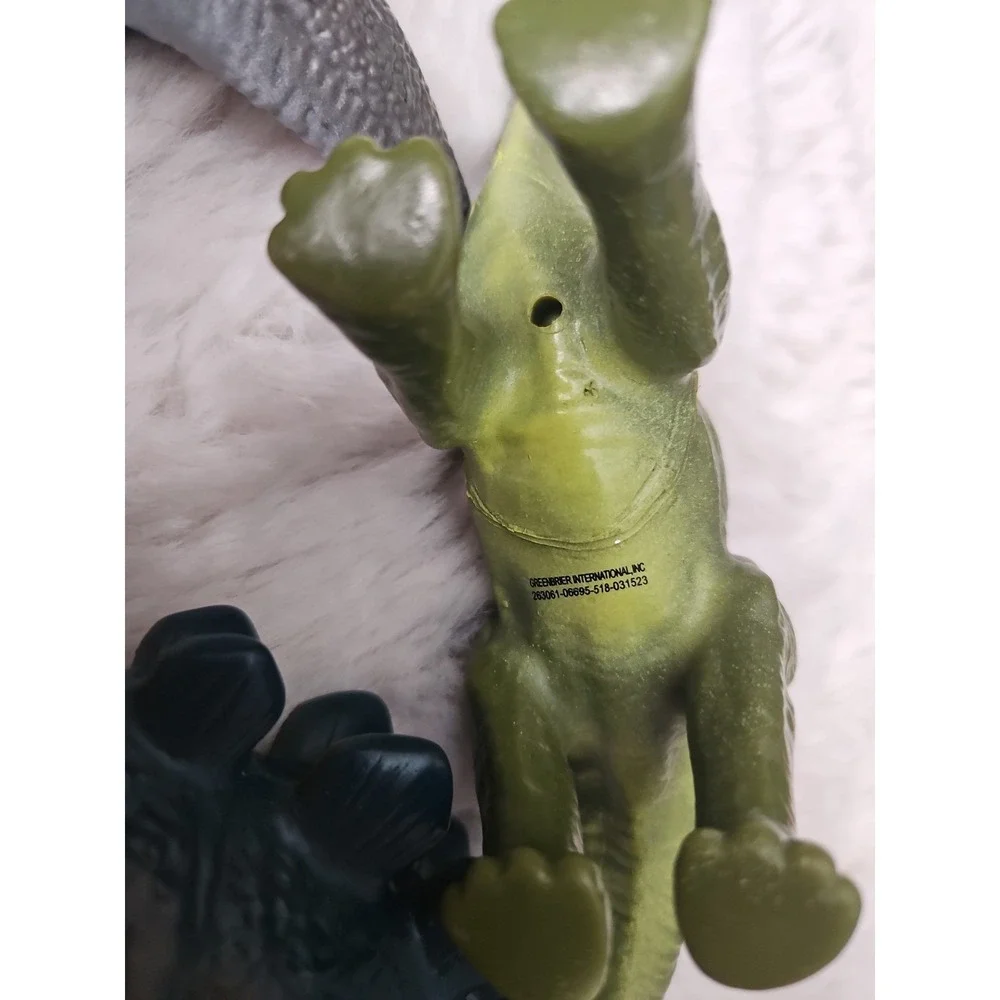 Plastic Dinosaur Toy Figures Lot of 4 Triceratops‎ Brachiosaurus